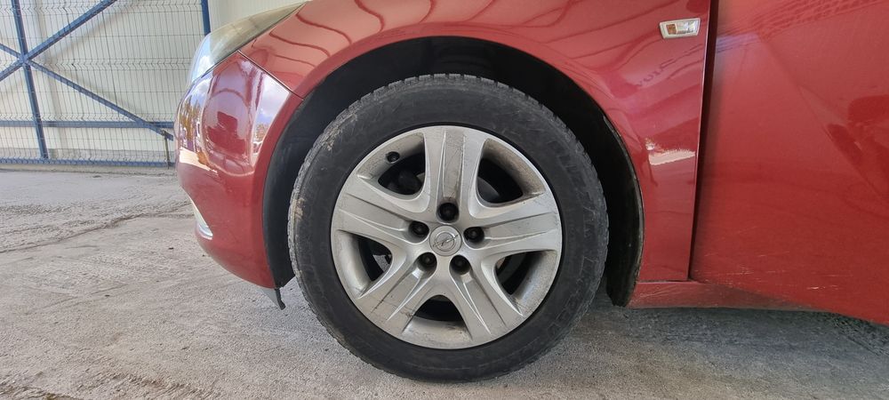 Anvelope iarna Bridgestone cu jante tabla originale GM  pe 17 ptr Opel Insignia