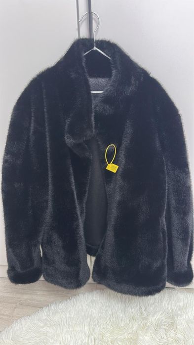 Продам эко шубку !!