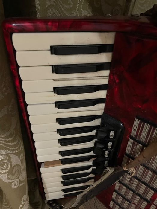 Акордеон Велтмайстер Стела 60 баса