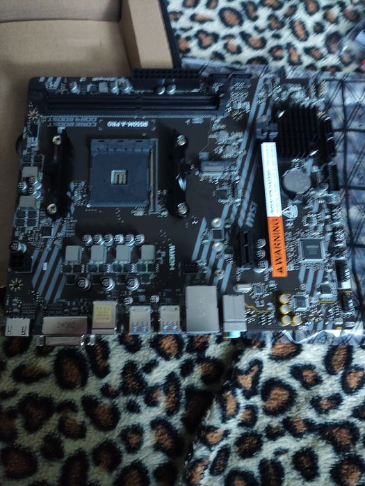 Комплект материнская плата, куллер, оперативная память с подсветкой