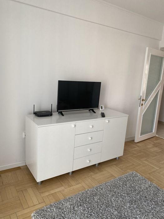 Închiriere apartament 2 camere – Pitești, ultra-central