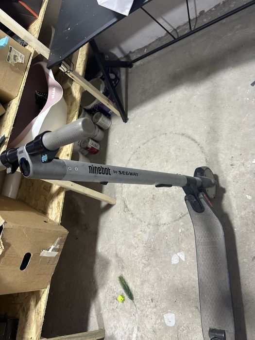 Электро самокат / Ninebot es2