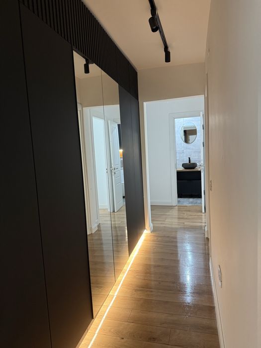 Apartament 2 camere – complet renovat premium-zonă centrala Comăneșt