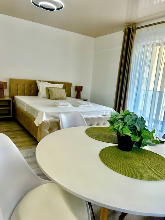 Adamant Towers- Regim Hotelier