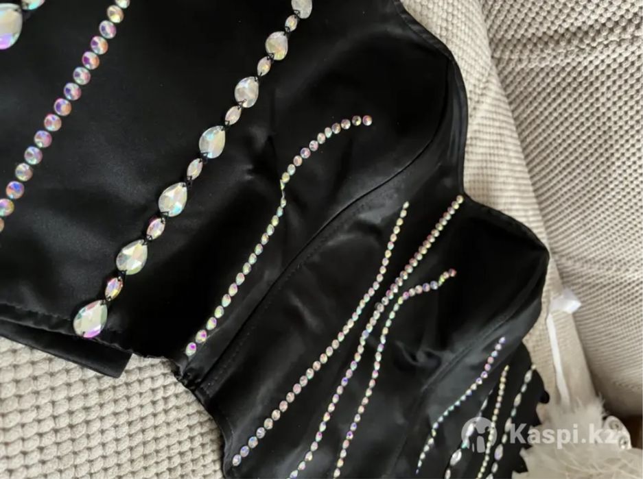 Продаются костюмы!