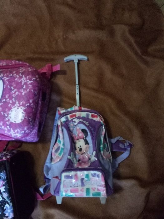 Rucsac ( ghiozdan scoala ) + rucsac troller