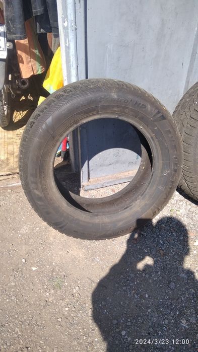 Гуми 225 60 16 цола