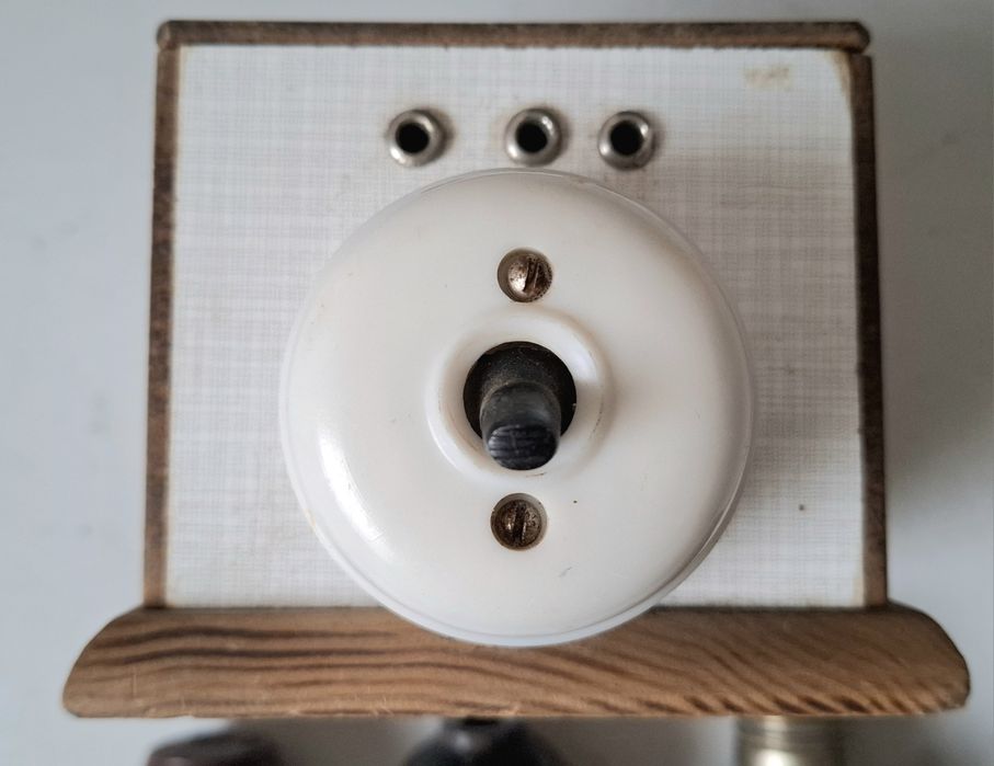 Componente electrice din perioada comunista