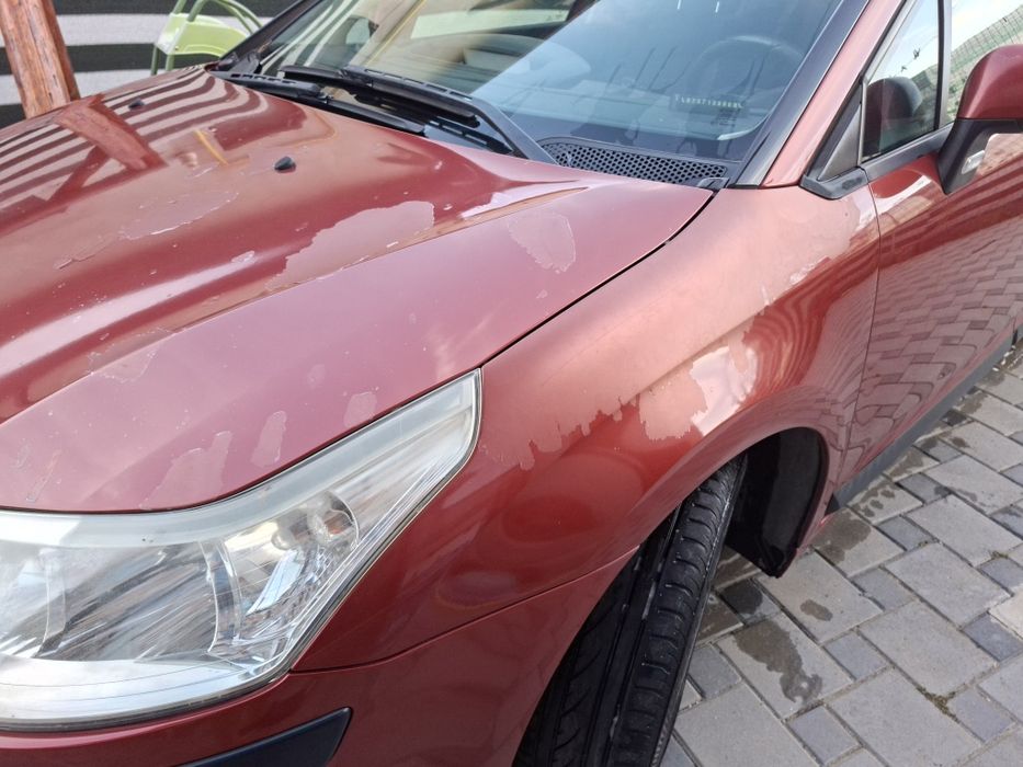 Vând Citroën C4 1.6 HDi (2009) Facelift – Mecanic excelent / Defecte optice de lac