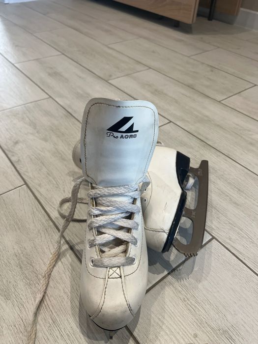 Коньки размер:35