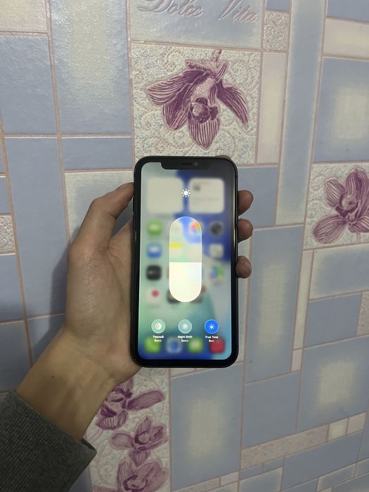 Продам Айфон 11 128gb 87%