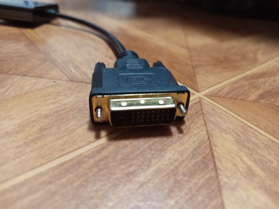 Продам переходник DVI на VGA