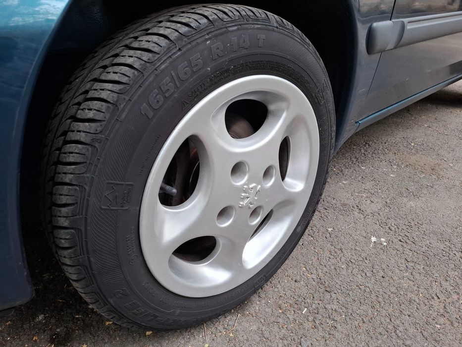 Peugeot 106 в очень хорошем состоянии