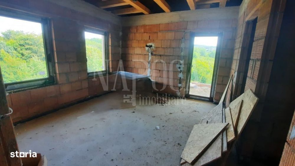 Casa 5 camere de vanzare in Salicea
