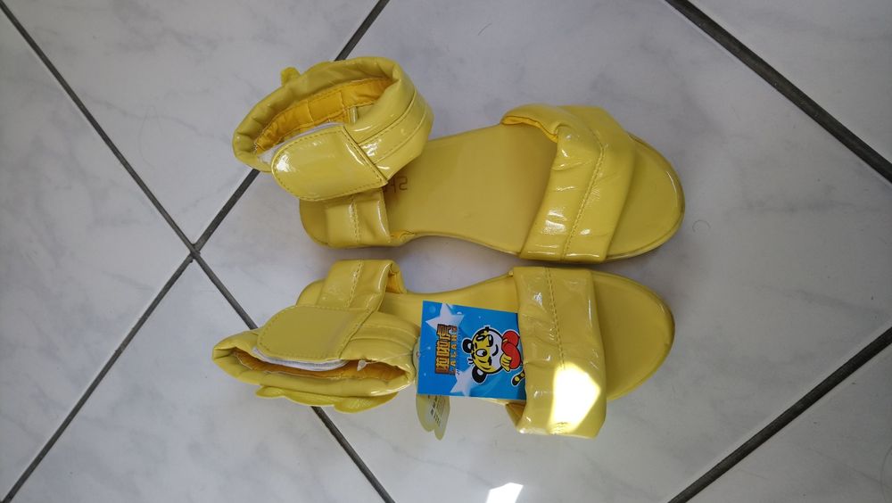 Сaндaли от 31 до 37 -ми номер