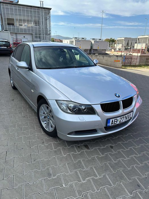 BMW Seria 3 318i E90 , motor 2.0 Benzina cutie automata