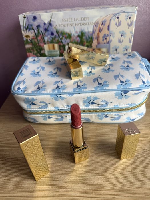 Estee lauder-козметични чанти