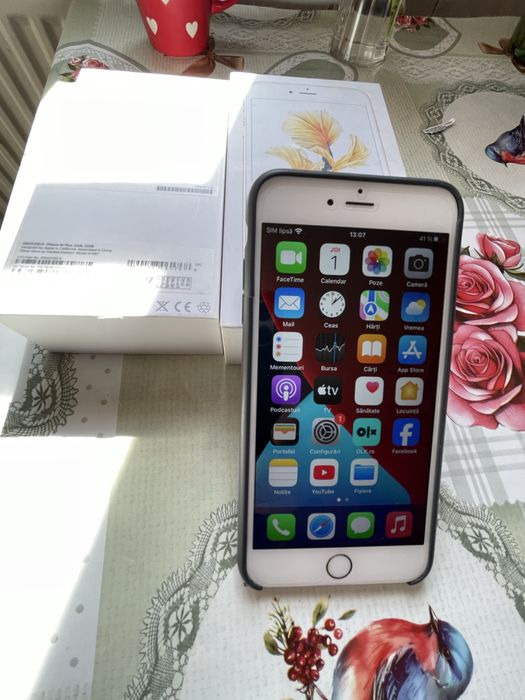 Vând iPhone 6 sPlus aproape nou