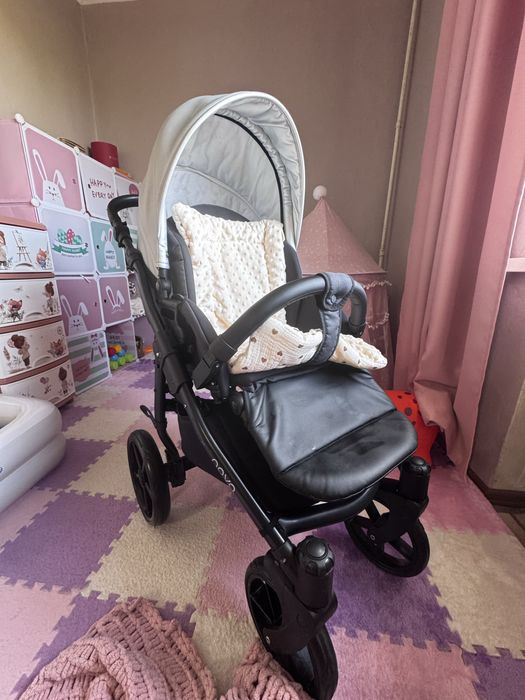 Продам коляску 2 в 1 Tutis Nova