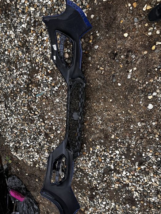 Bară față .grila radiator seat ateca.cod:575853654.M.