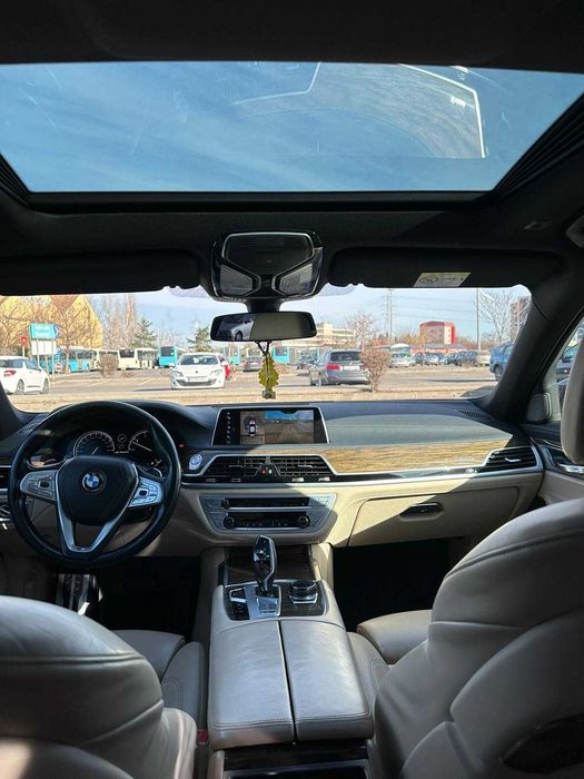 Vand BMW seria 7:30 X drive