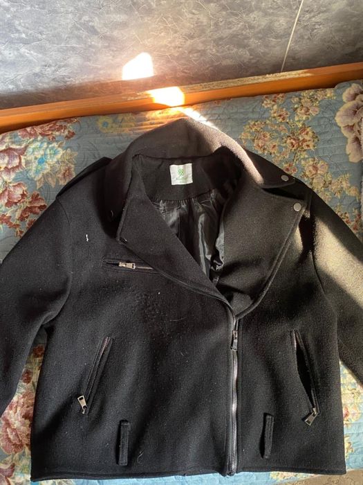 пальто срочно продам