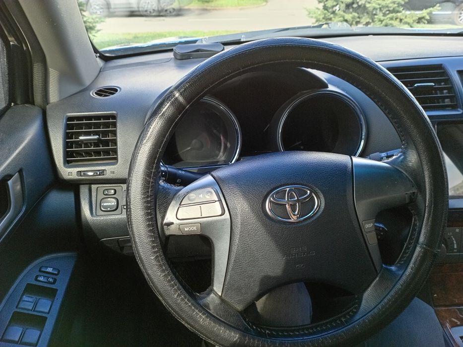 Toyota highlander