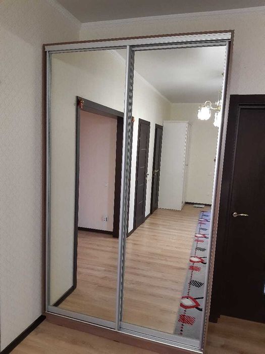 Шкаф срочно продам