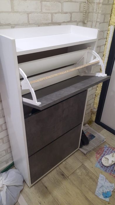 Продам новую обувницу