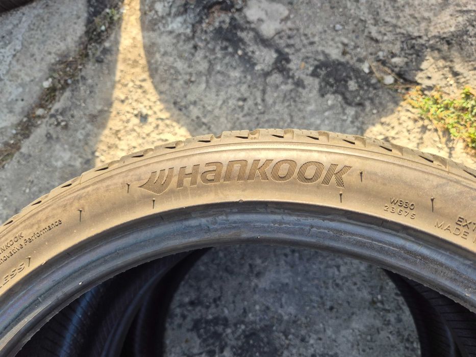 2 Anvelope de IARNA - 225/40/18 92V - HANKOOK Winter - CA NOI - DOT 2024 !