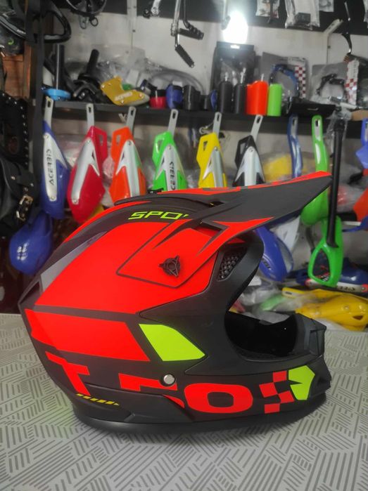 Каска, мотокрос, вело, тротинетка