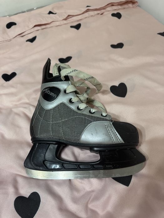 Коньки подрасковый