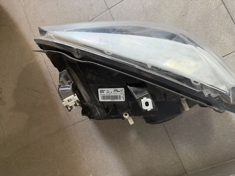 BMW X1 E84 Десен Халогенен Фар Valeo Оригинал