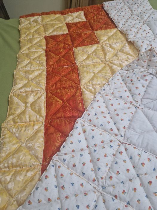 Корпешки ,одеяла ,пледы,н на диваны и кресла