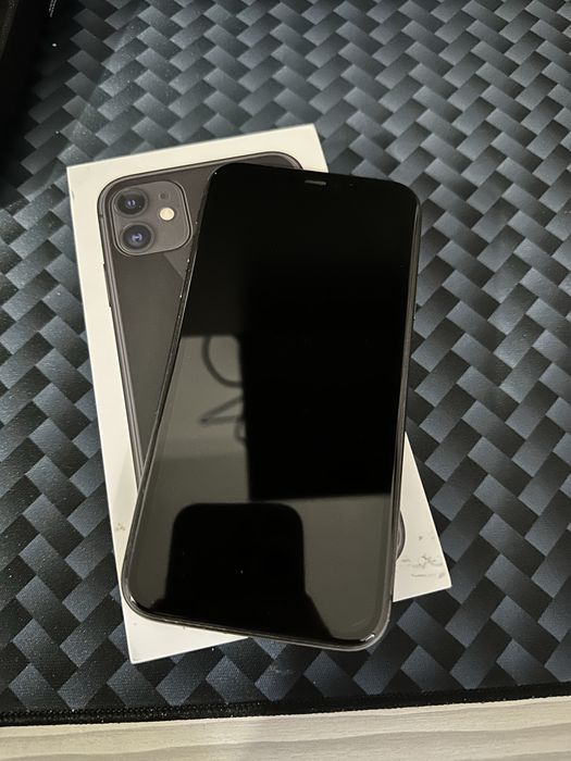 Продам iphone 11 64gb