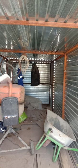 Продам стройтельную будку