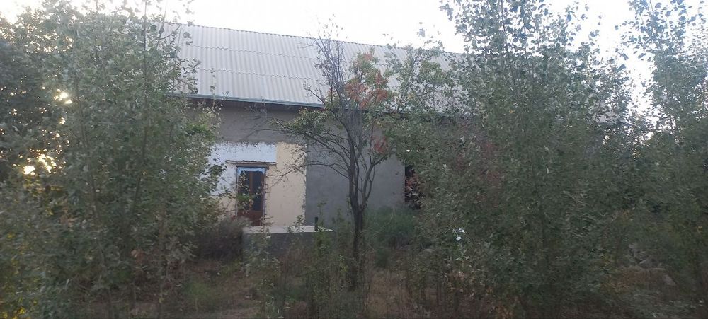 Дача сотилали 8 ст