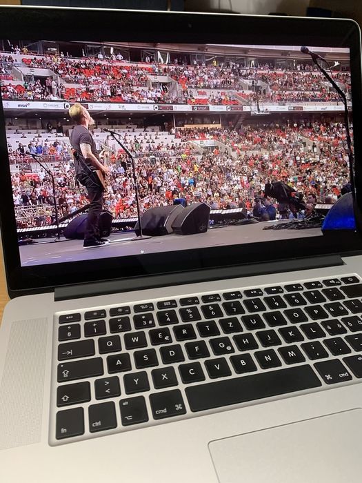 MacBook Pro Intel I7 16Gb 256 Gb impecabil