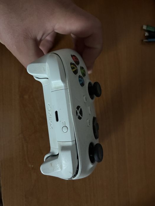 Xbox series s контролер за части и палци нови