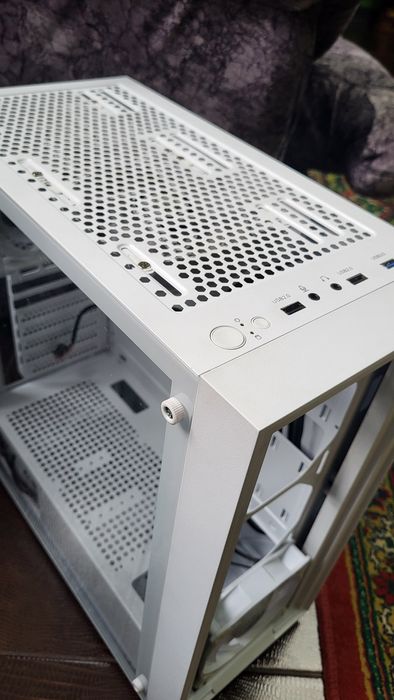 Комплектующие и аксессуары для ПК