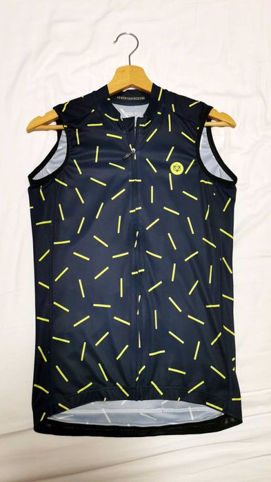 Tricouri VESTE Vant  bicicleta  masura M si L