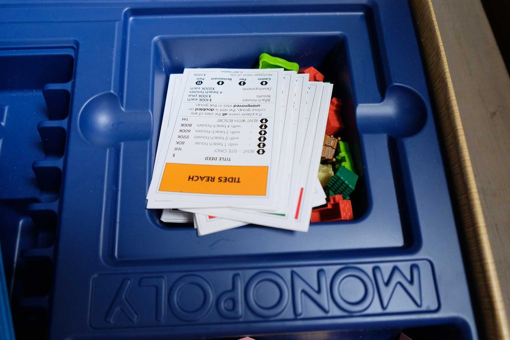 Монополия Hotel Tycoon