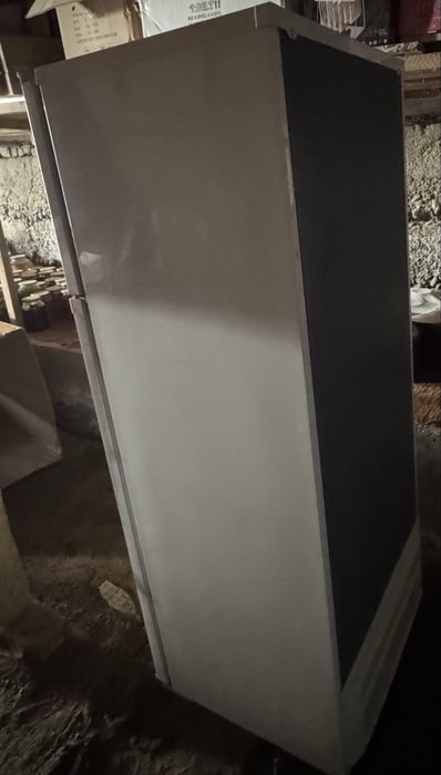 Газовая плита , холодильник