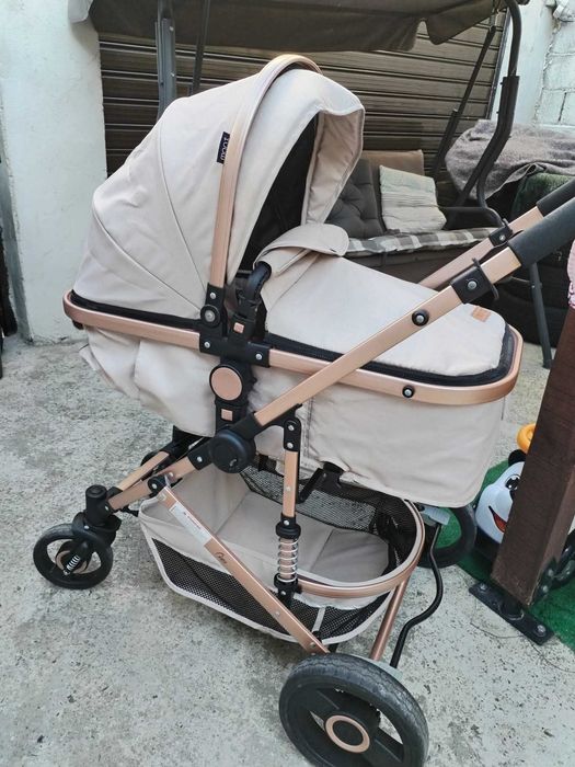 Бебешка количка Moni Ciara