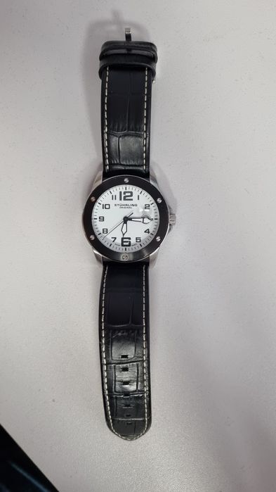 Швейцарские часы Stuhrling