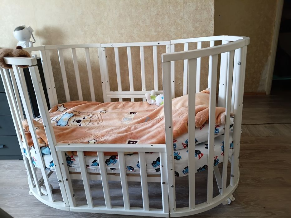 Продам кроватку детскую