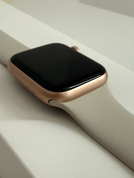 Apple Watch SE 2020