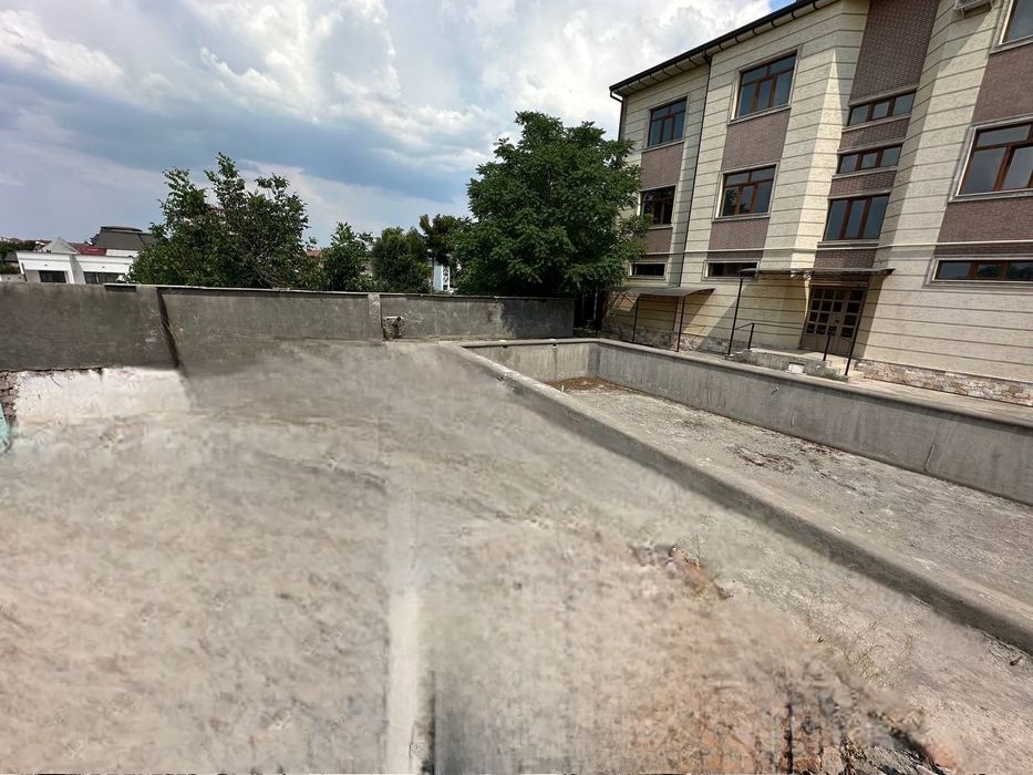 Продаётся здание под Гостиницу или другой бизнес  первая линия