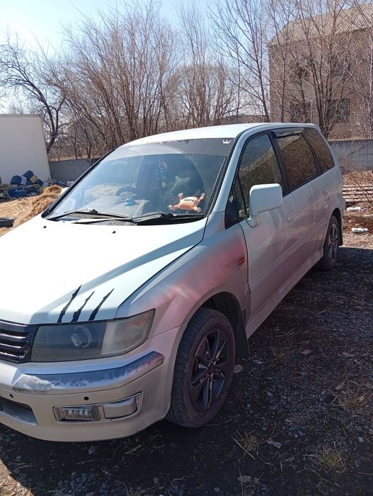 Продам миксубиси шариот.