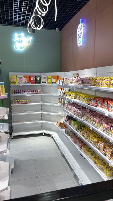 Продаются торговые стелажи